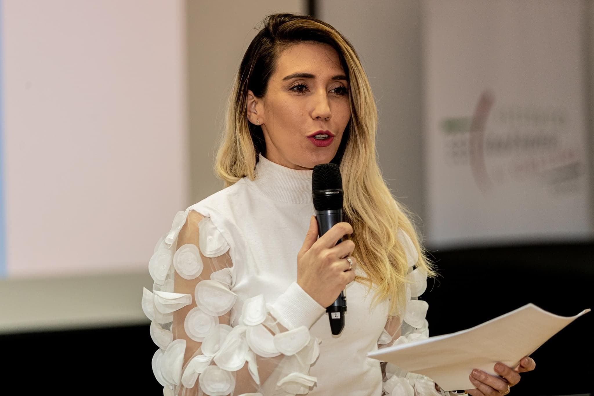 Alexandra în acțiune