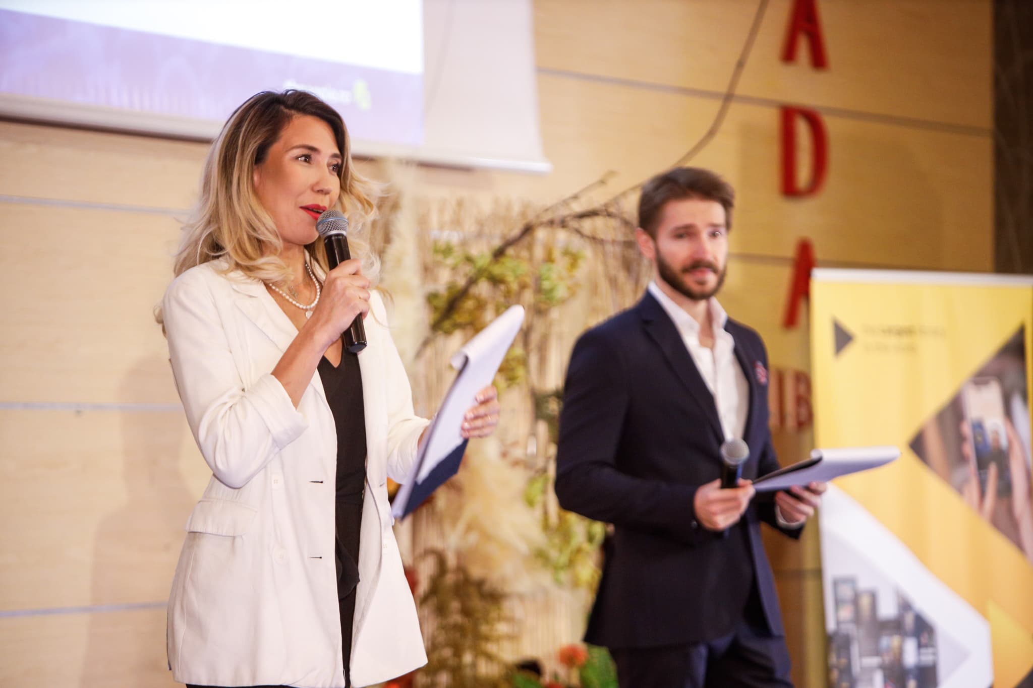 Alexandra ca prezentator